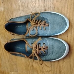 G.H. Bass & Co. Gray and Tan Casual Sneakers